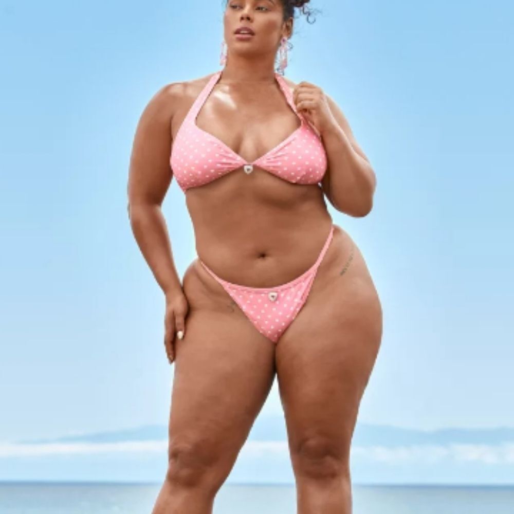 Fashion to Figure ×Tabria Majors NWT 3X 22 Agent Jones Pink Heart Print Swim Top - Picture 4 of 13